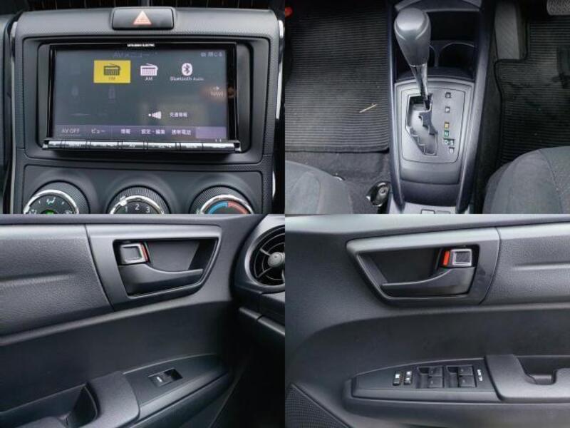 COROLLA AXIO
