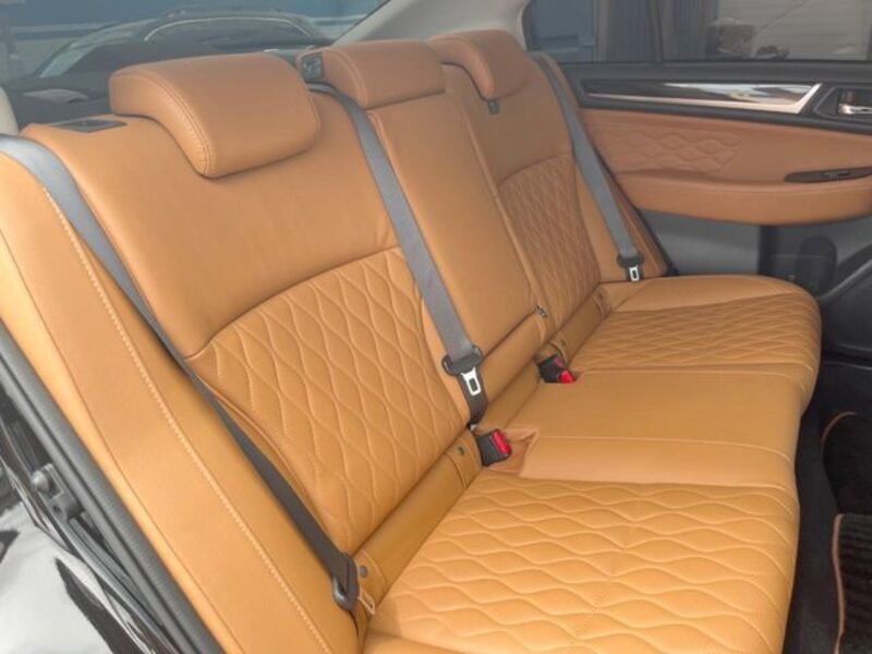 LEGACY B4