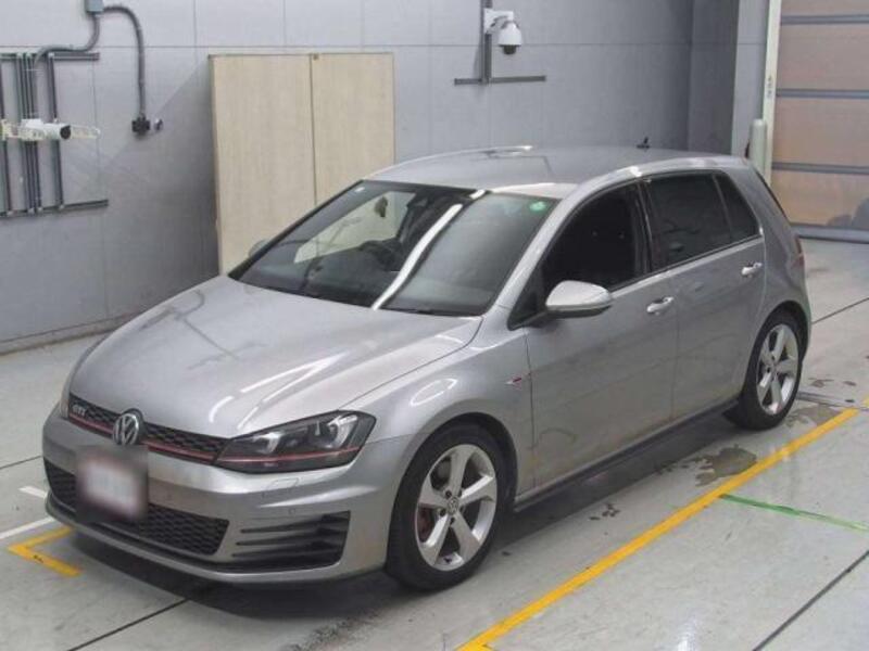 VOLKSWAGEN GOLF GTI
