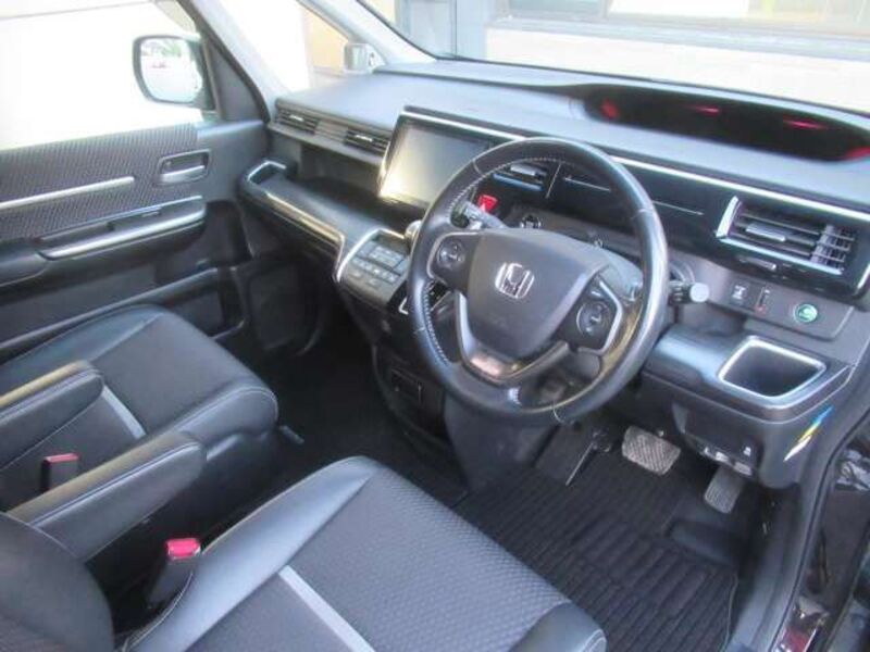 STEPWAGON SPADA