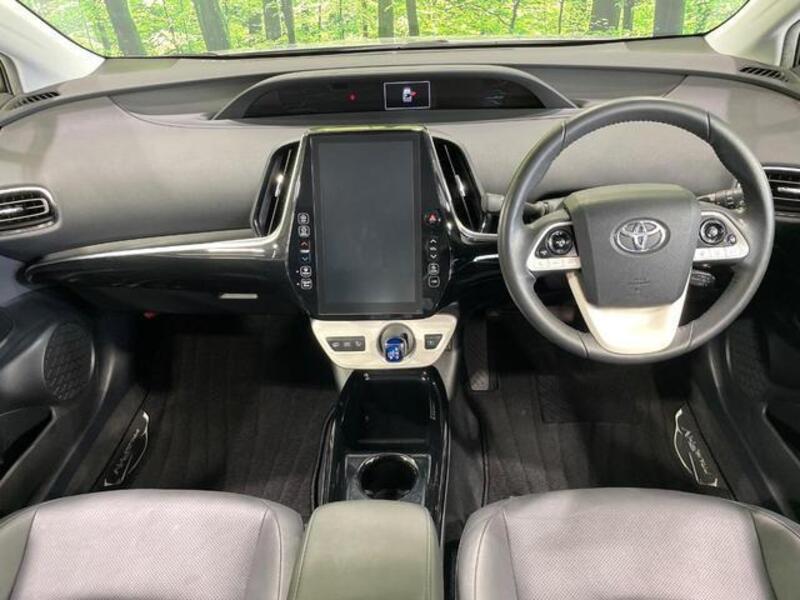 PRIUS PHV