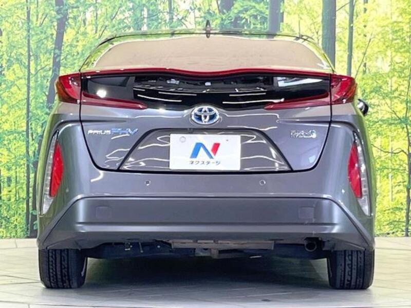 PRIUS PHV