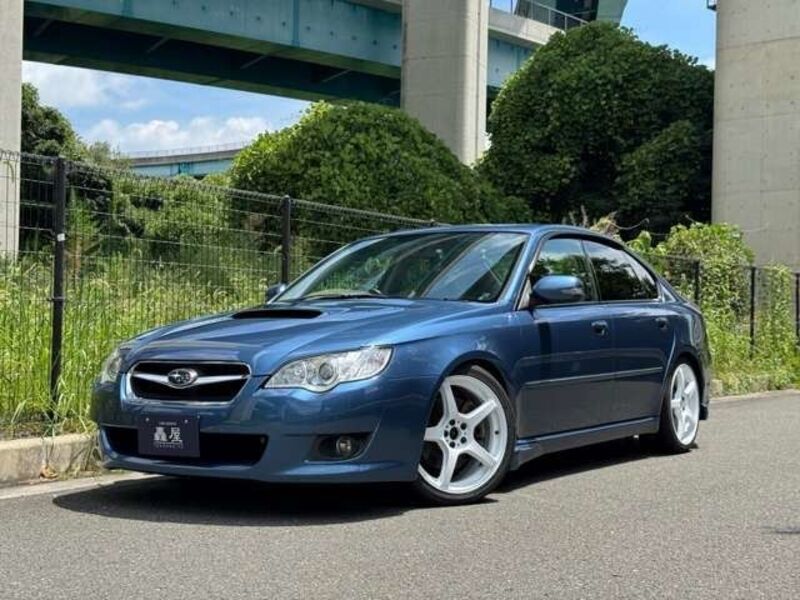 SUBARU LEGACY B4