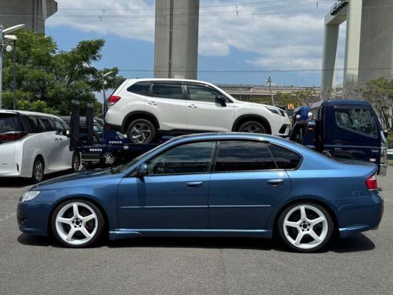LEGACY B4