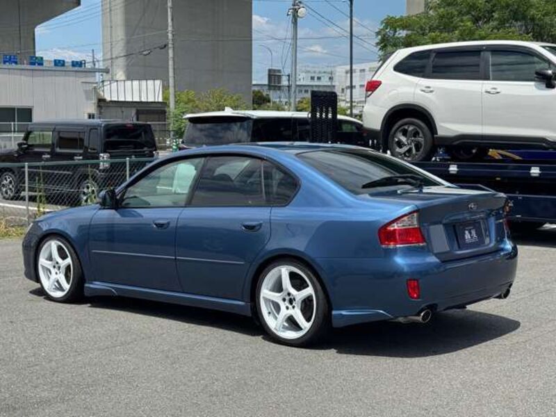 LEGACY B4