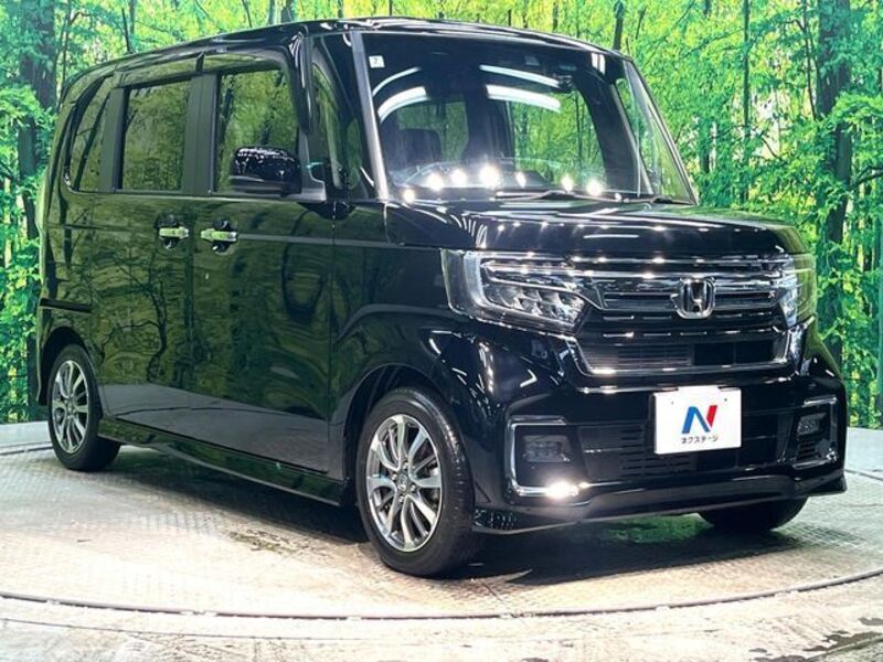 N BOX CUSTOM