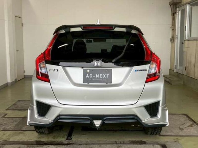 FIT HYBRID
