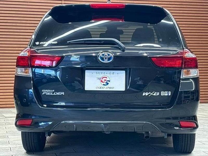 COROLLA FIELDER