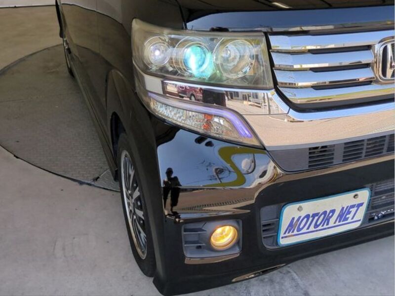 N BOX CUSTOM