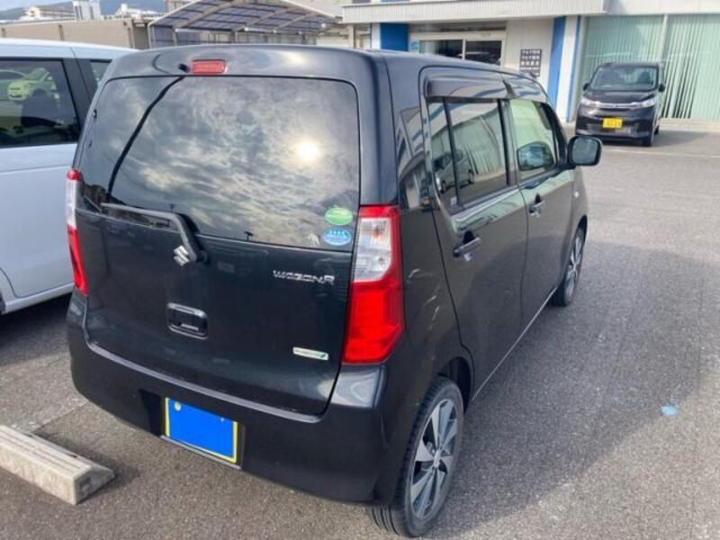 WAGON R