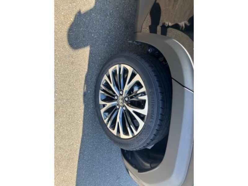 YARIS CROSS