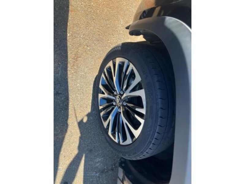 YARIS CROSS