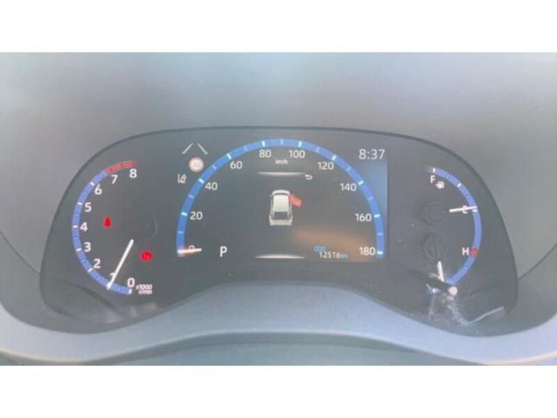 YARIS CROSS