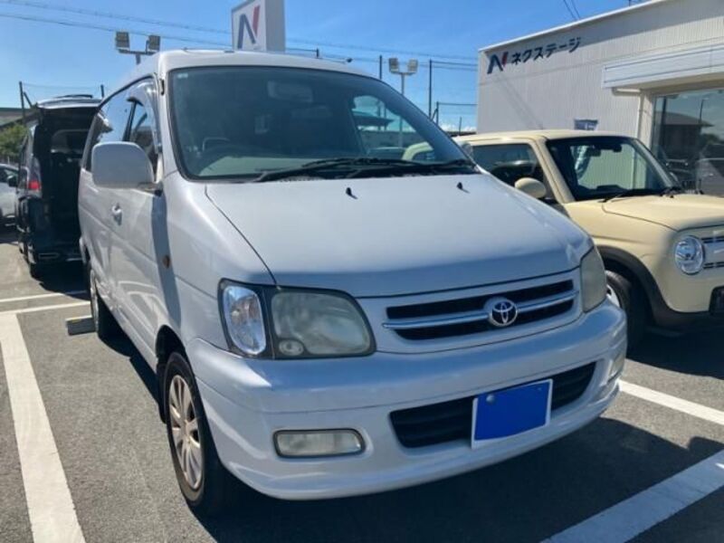 TOYOTA TOWNACE NOAH
