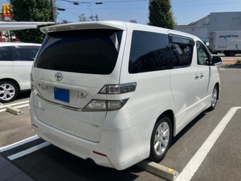 VELLFIRE