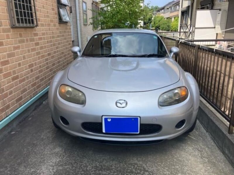 ROADSTER