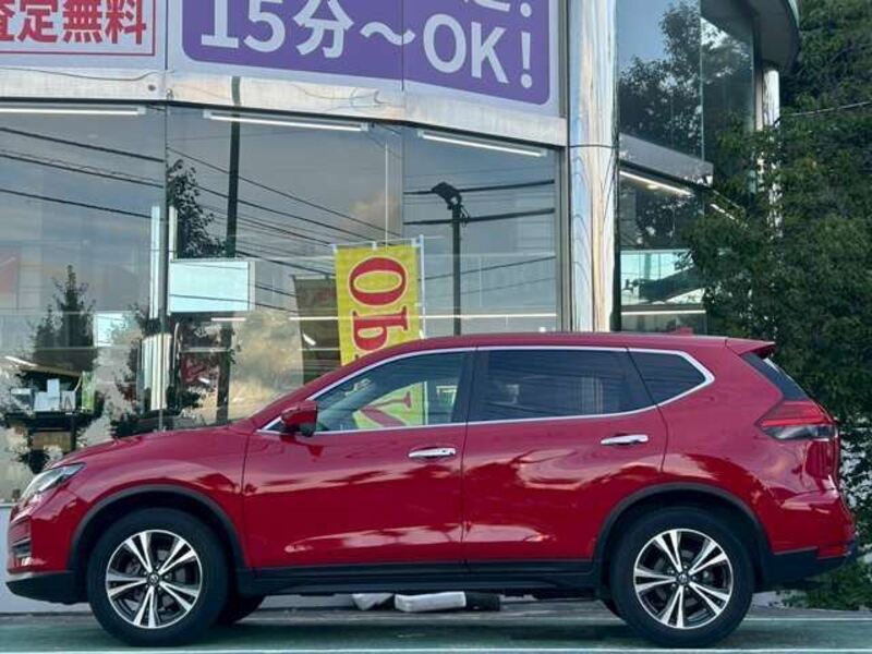 X-TRAIL