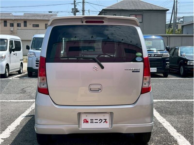WAGON R