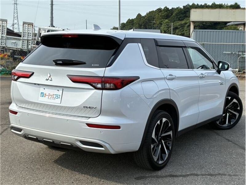 OUTLANDER PHEV