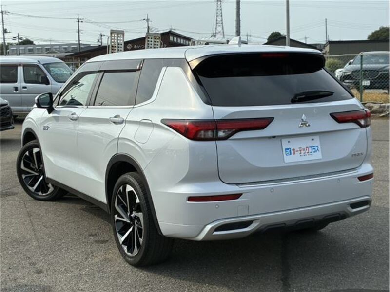 OUTLANDER PHEV