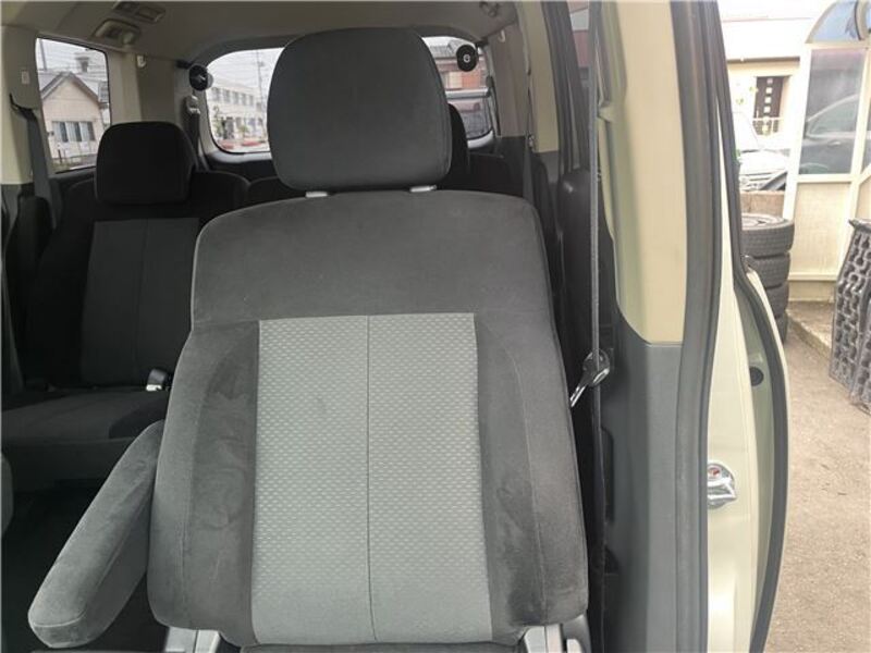 DELICA D5
