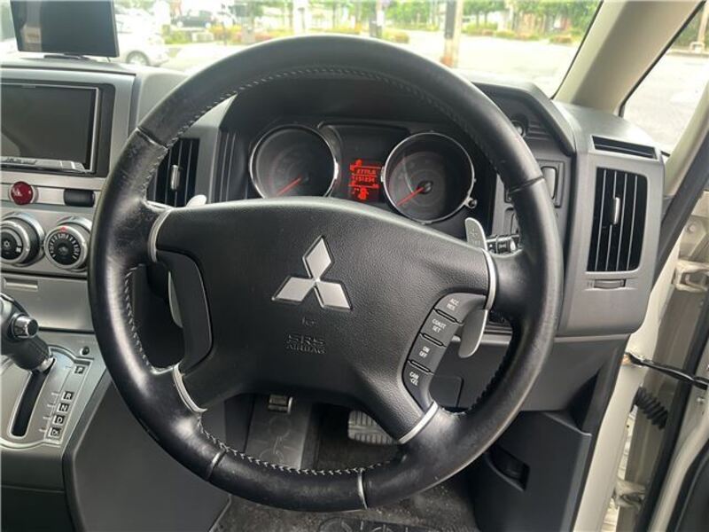 DELICA D5