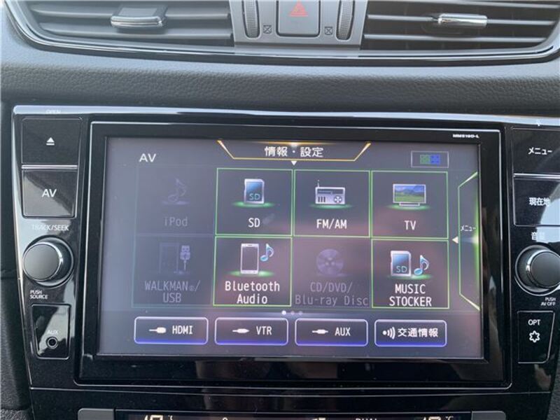 X-TRAIL
