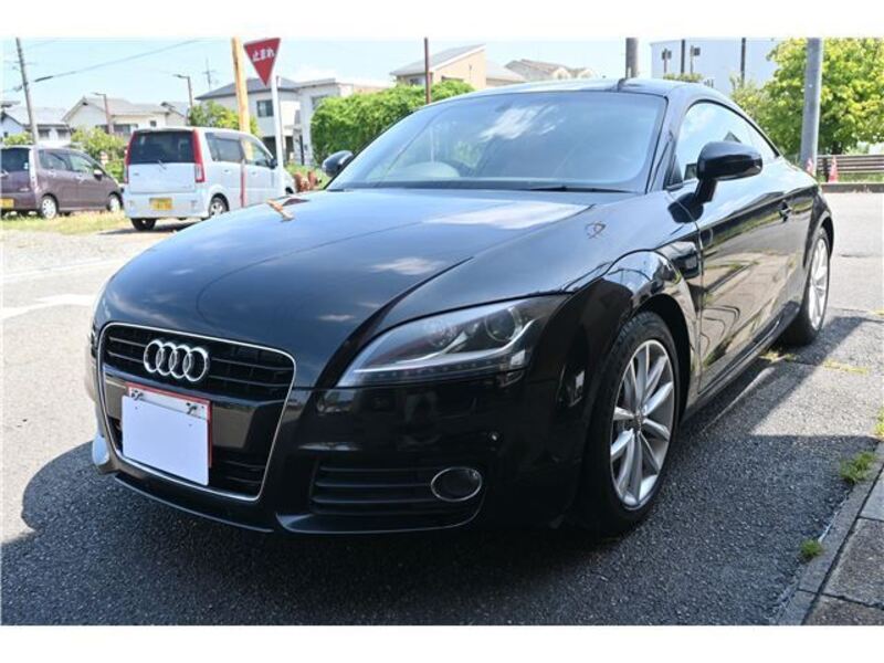 AUDI TT