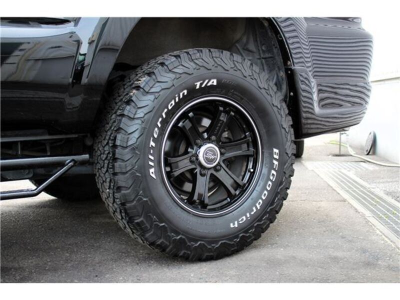 HILUX SURF