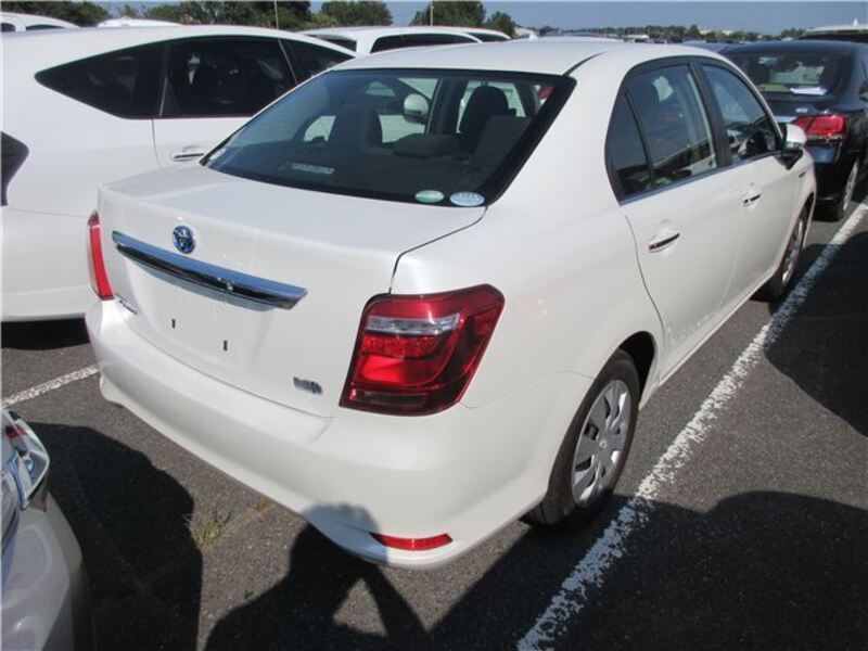 COROLLA AXIO