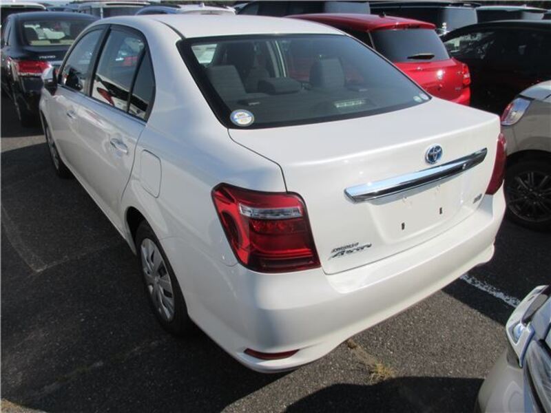 COROLLA AXIO