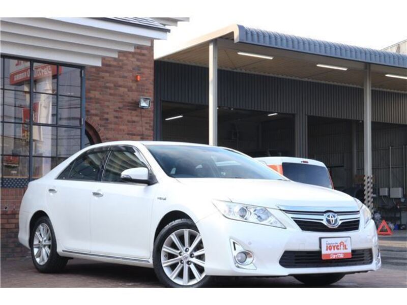 TOYOTA CAMRY