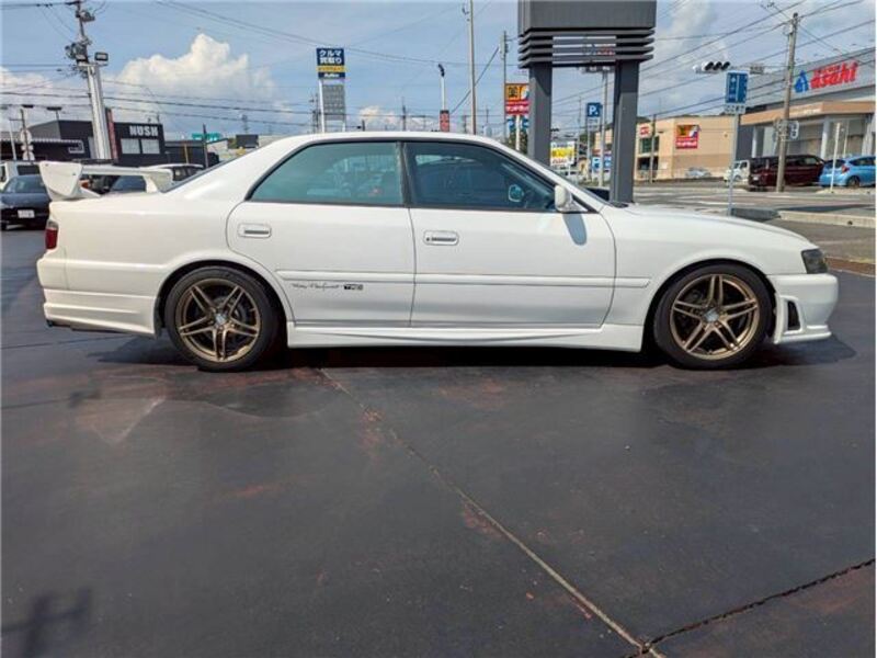CHASER
