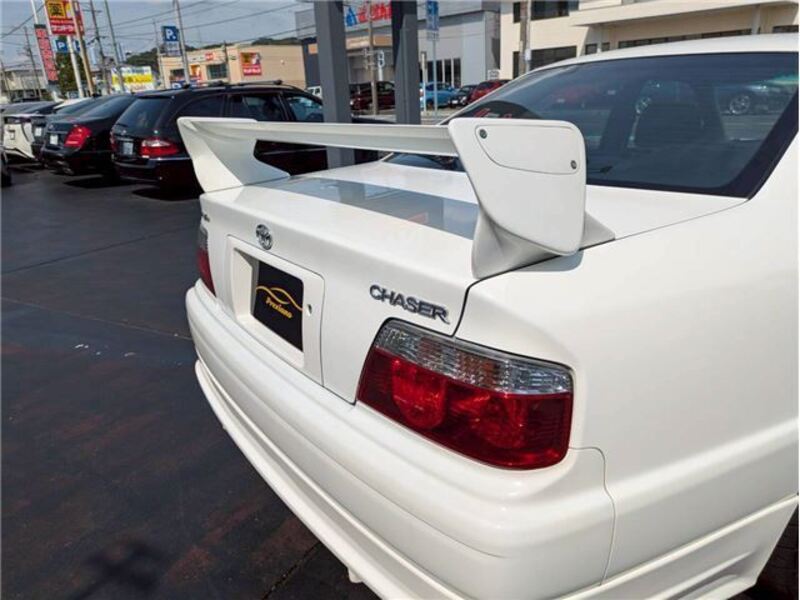 CHASER