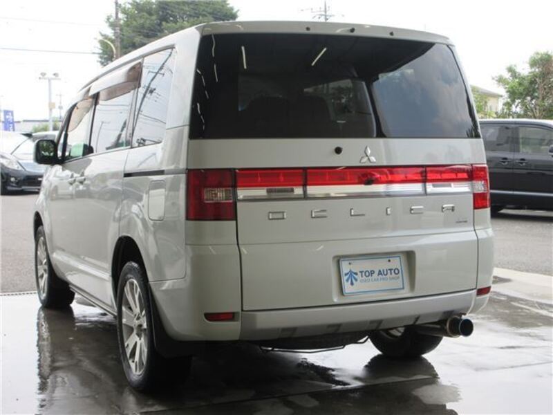 DELICA D5