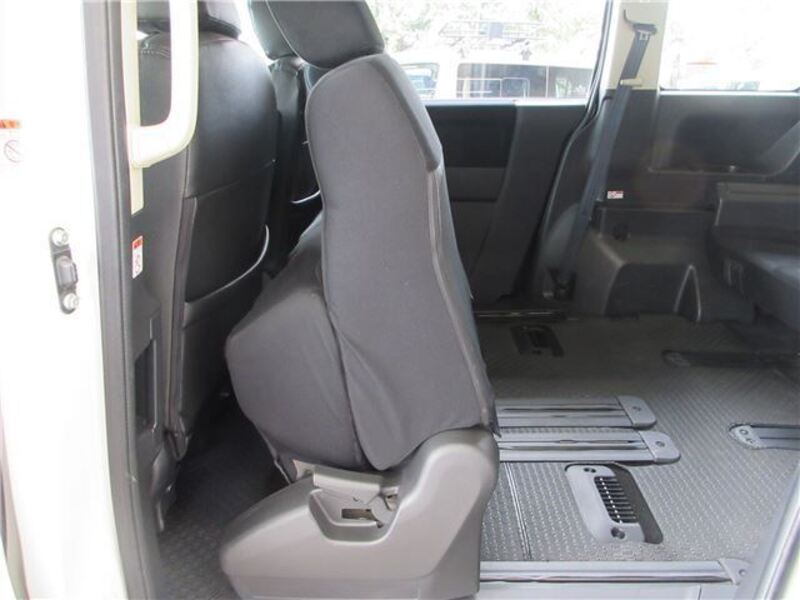 DELICA D5