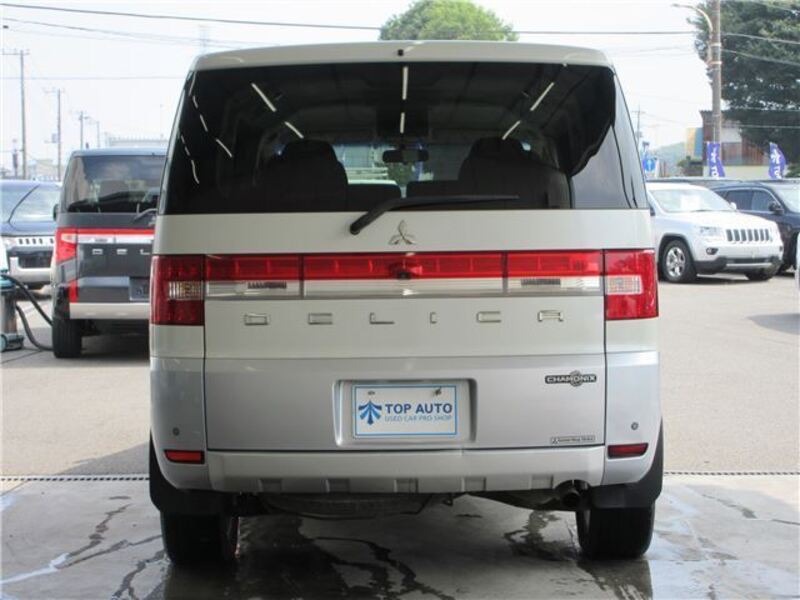 DELICA D5
