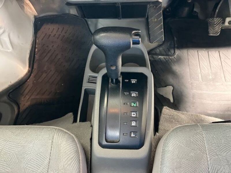 MINICAB TRUCK
