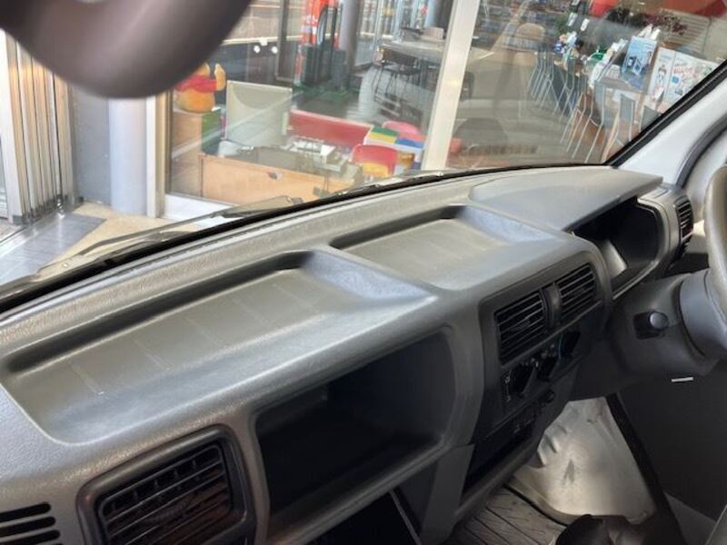 MINICAB TRUCK