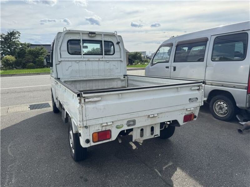 CARRY TRUCK