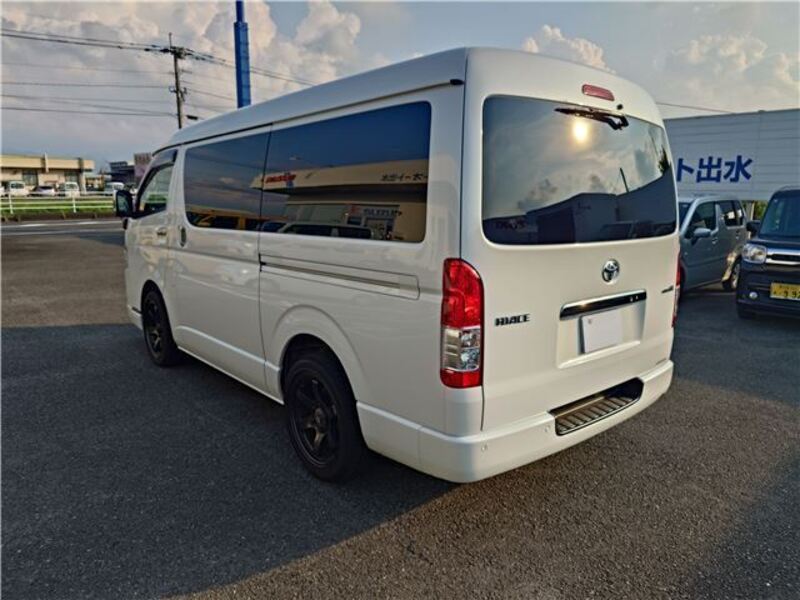 HIACE
