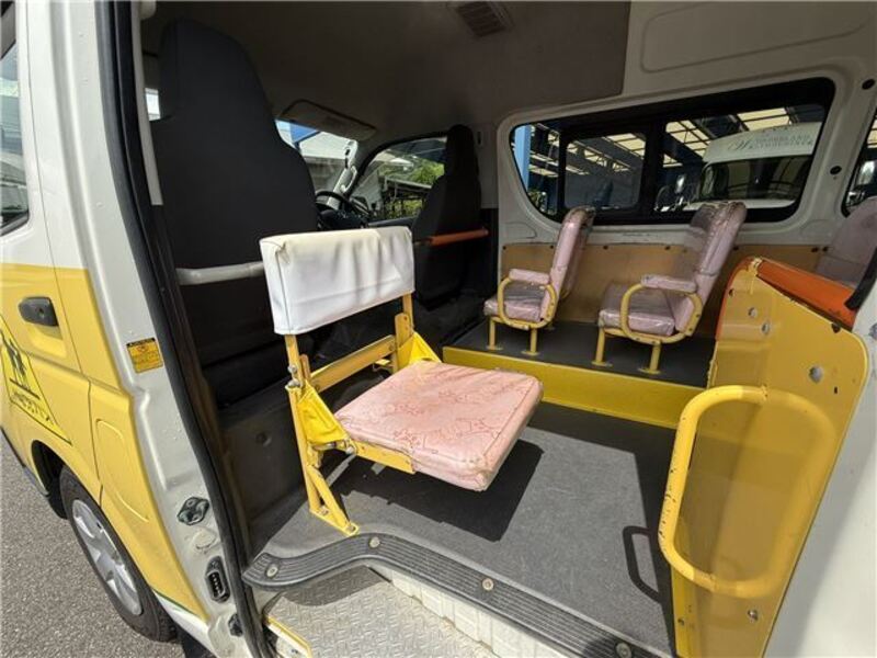 HIACE VAN