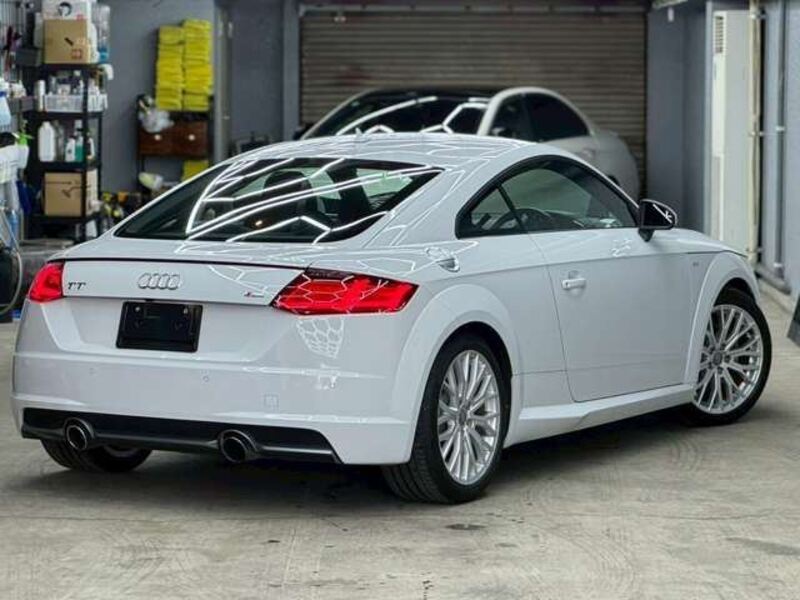 TT