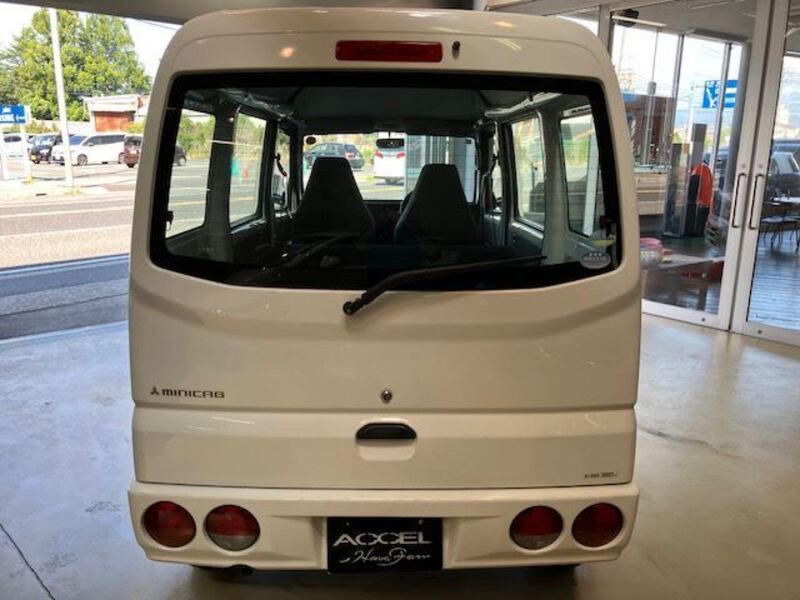 MINICAB VAN