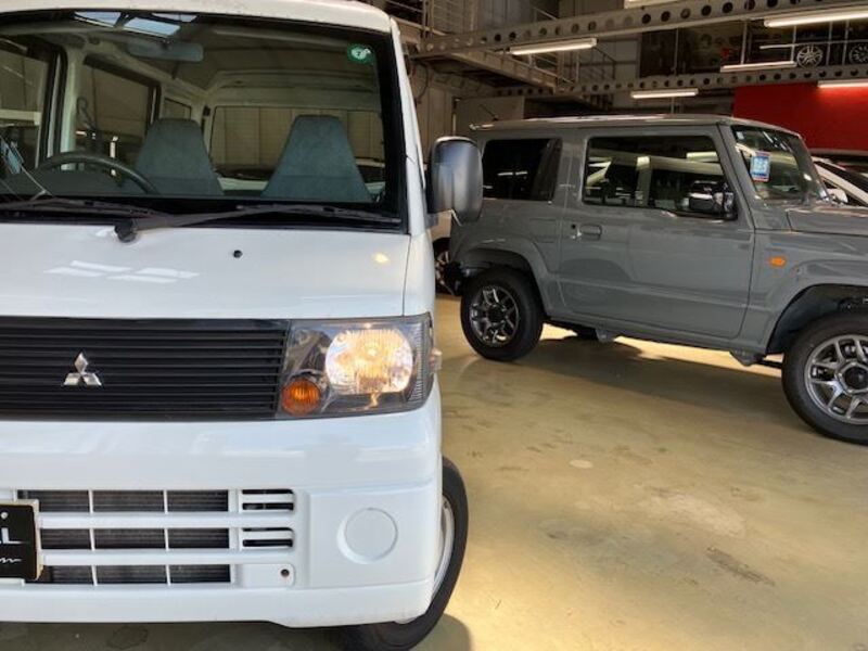 MINICAB VAN