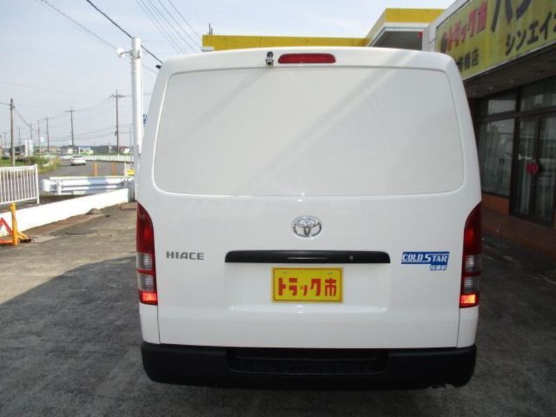 HIACE VAN