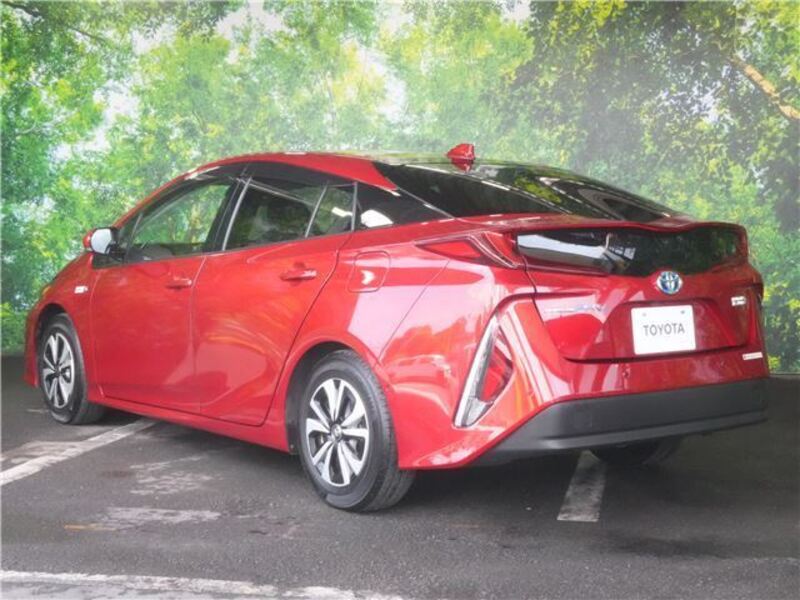 PRIUS PHV