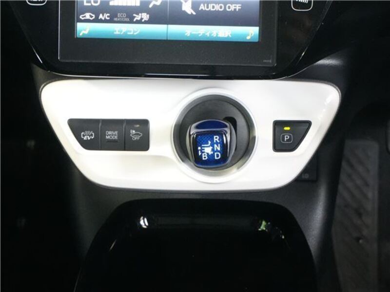 PRIUS PHV
