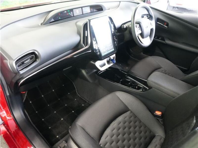 PRIUS PHV