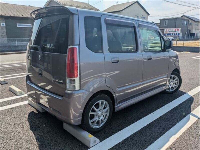 WAGON R